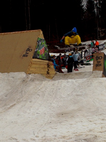 Concurs snowboard (c) eMM.ro